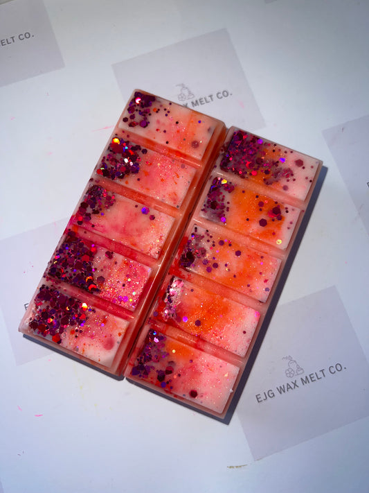 Ruby Pomegranate and Blonde Woods Snap Bar